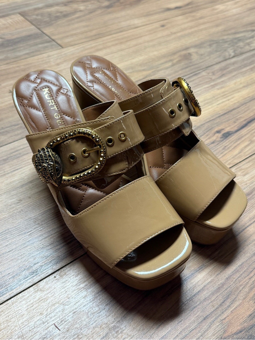 Kurt Geiger Tan Patent Leather Platform Slide Sandals with Decorative Buckle